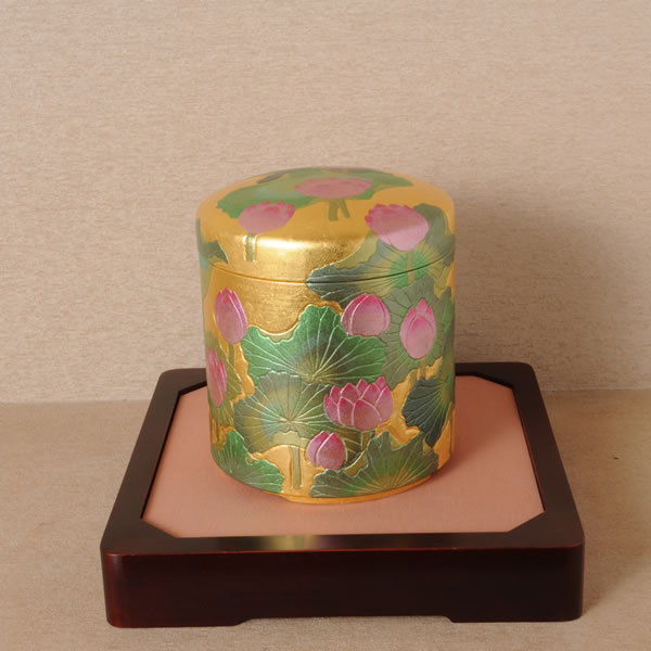 HAKUSANSAI HASUSUZU MEMORIALPOT (Pot with Lotus Flower design Colored Foils)