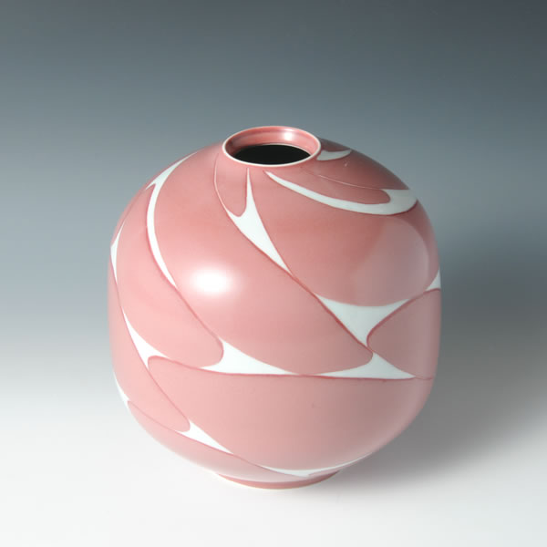 YURIKOYUZOGAN TSUBO (Jar with underglaze Red & glaze Inlay decoration A)
