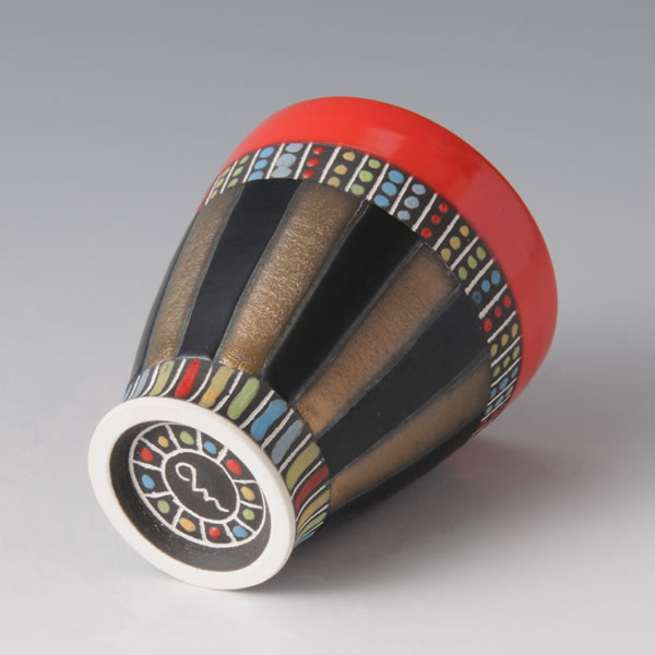 RGB GUINOMI (Sake Cup with Red Gold & Black decoration A) Mino ware