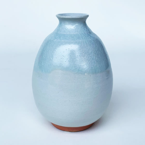 HAIYU TOKKURI (Sake Bottle with Ash glaze A) Kyoto ware