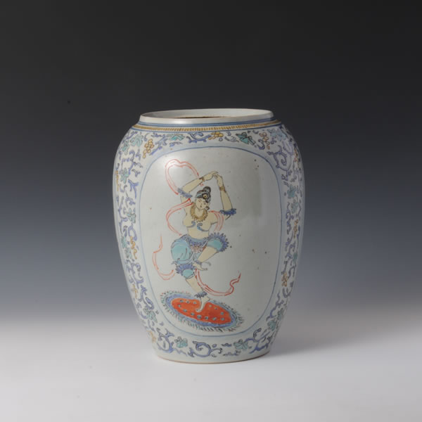 IROE BUYOMON KABIN (Flower Vase the Dance design in overglaze enamel) Hizenyoshida ware