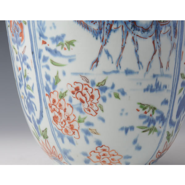 SOMENISHIKI SARASA RAKUDAMON KABIN (Flower Vase with Chintz & Camel design in polychrome overglaze painting) Hizenyoshida ware