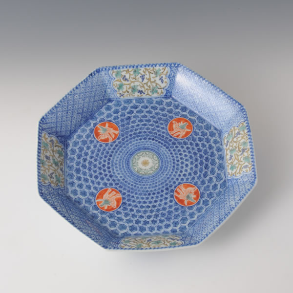 SOMENISHIKI SHONZUI RAKUDAMON HAKKAKUHACHI (Bowl with Camel design iin polychrome overglaze painting) Hizenyoshida ware