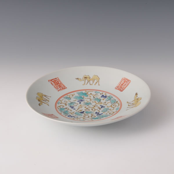IROE INBANDE RAKUDAMON HIRABACHI (Printing Bowl with Camel design in overglaze enamel) Hizenyoshida ware