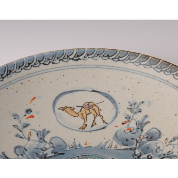 SOMENISHIKI ZAKURO RAKUDAMON HIRAHACHI (Bowl with Pomegranate & Camel design in polychrome overglaze painting) Hizenyoshida ware