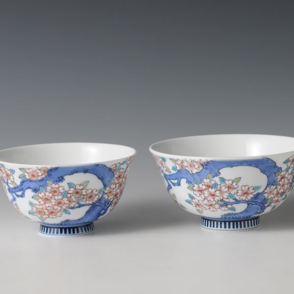 IRONABESHIMA OJUMON Meotochawan (Bowls with the Cherry Blossoms design & multi-colored overglaze enamel) Nabeshima ware
