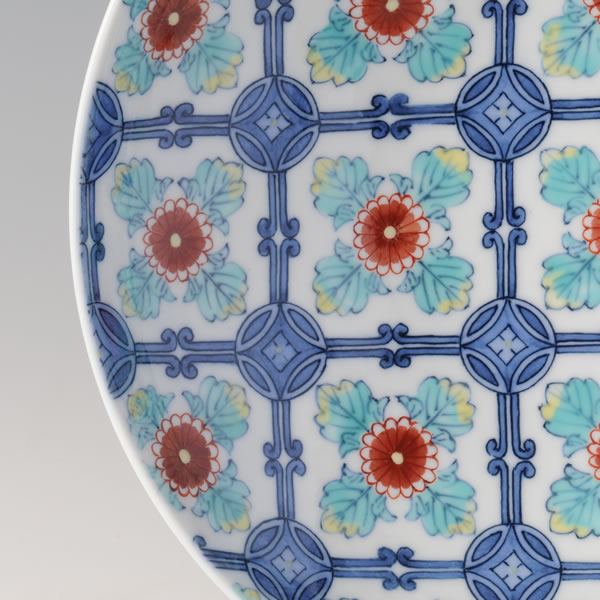 IRONABESHIMA SARASAMON NANASUNKODAISARA (Plate with Chintz design multi-coloured overglazed enamel) Nabeshima ware