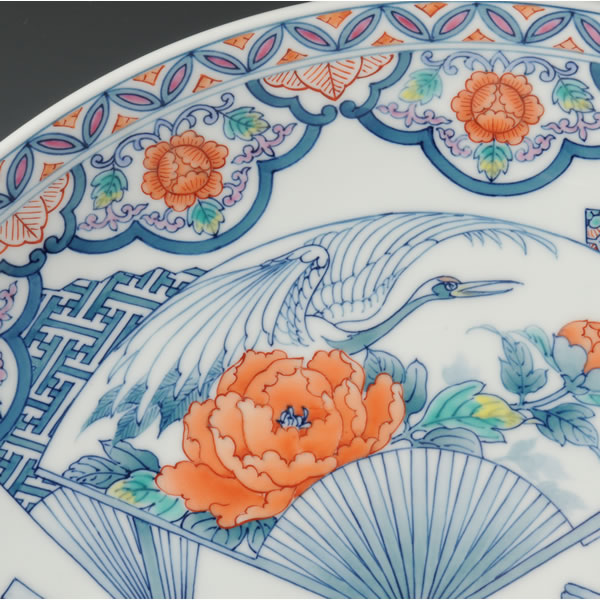 IRONABESHIMA OGIMON SHAKUSANSUNSARA (Plate Japanese Fan design multi-coloured overglazed enamel) Nabeshima ware