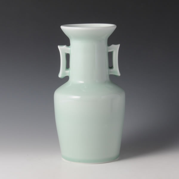 NABESHIMASEIJI MIIMITSUKIKABIN (Celadon Flower Vase) Nabeshima ware
