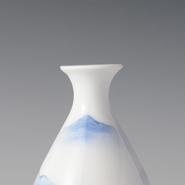 SOMETSUKE SANSUIZU SHUKI SET (Sake Bottle & Sake Cups with Landscapes in underglaze blue B) Arita ware
