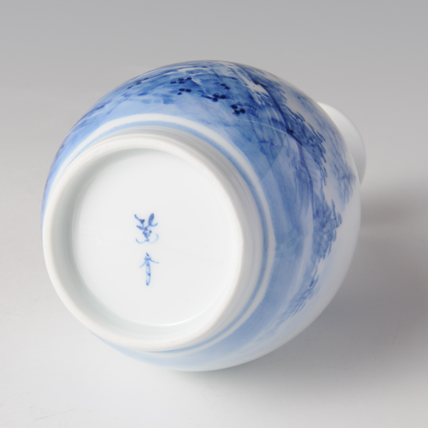 SOMETSUKE SANSUIZU SHUKI SET (Sake Bottle & Sake Cups with Landscapes in underglaze blue B) Arita ware