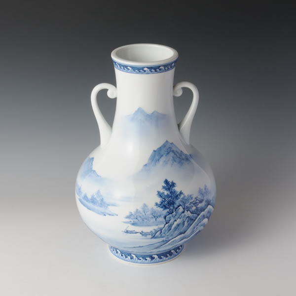 SOMETSUKE SANSUIZU NAMIMON TOTTETSUKI KABIN (Flower Vase with Landscapes & the Wave design & Handles in underglaze blue) Arita ware