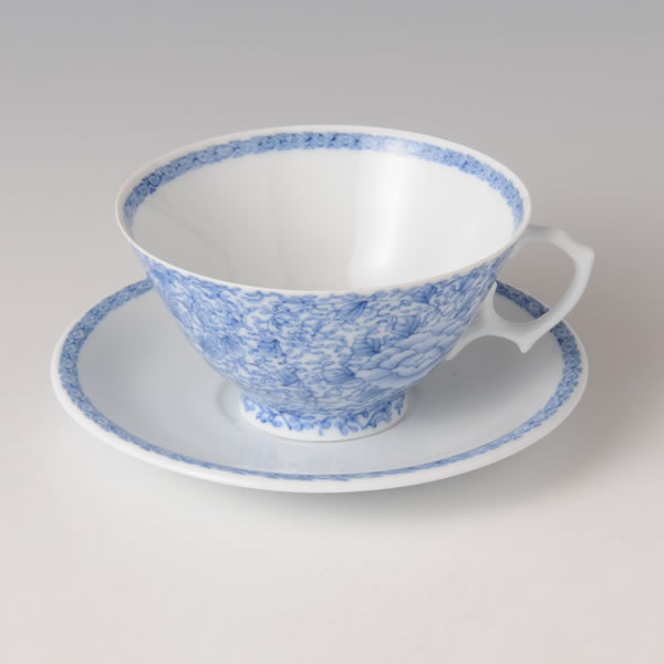 BOTANKARAKUSAMON KOCHA CUP & SAUCER (Cup & Saucer with Peony & Vines-coiled design) Mikawachi ware