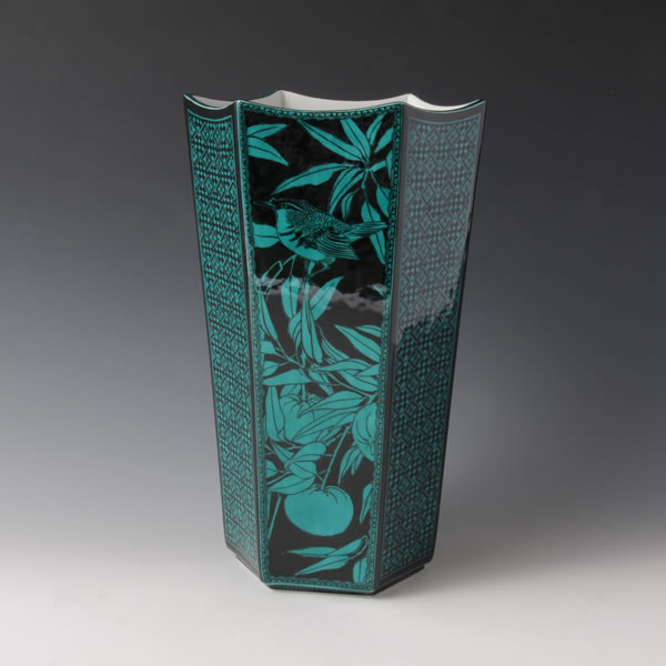 RYOKUSAI KACHOMON KAKI (Flower Vase with Flowers & Birds design with Green decoration) Kutani ware