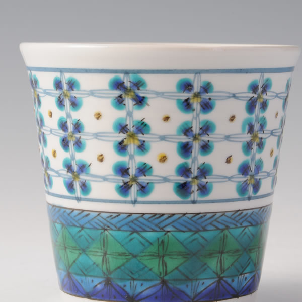 UTSUWA HANAKOMON (Bowl with a series of Petals pattern) Kutani ware