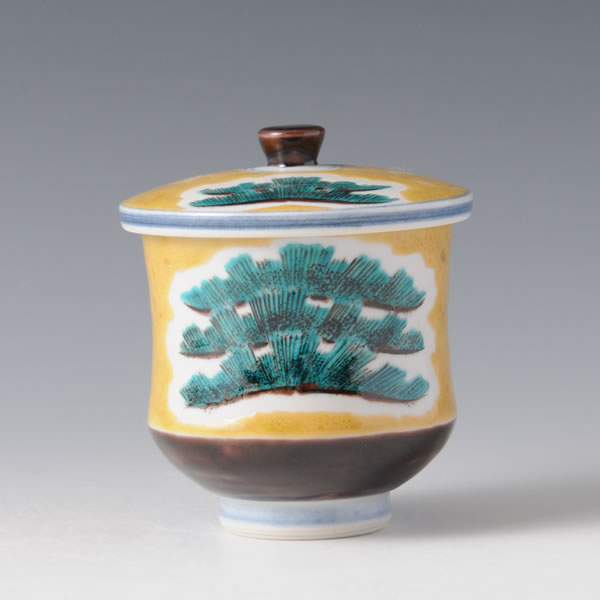 FUTATSUKI YUNOMI MATSUMON (Covered Teacup with Pine design)
