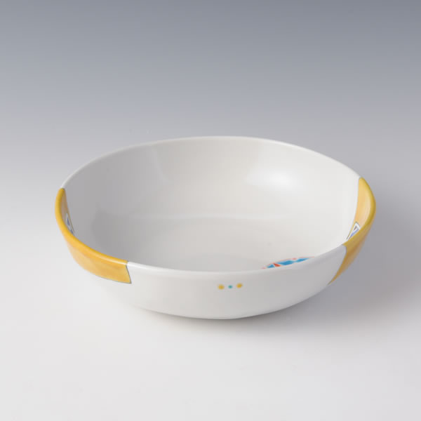 HENKEI NANASUN HACHI KASANE KOMON (Transformed Bowl with a series of Petals pattern in Seven inches) Kutani ware