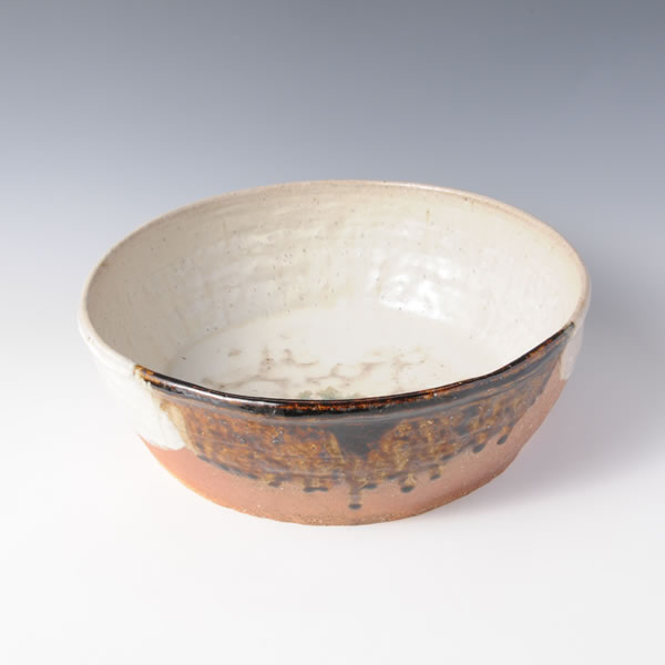 CHOSENGARATSU OBACHI (Two-colored Karatsu ware Bowl) Karatsu ware
