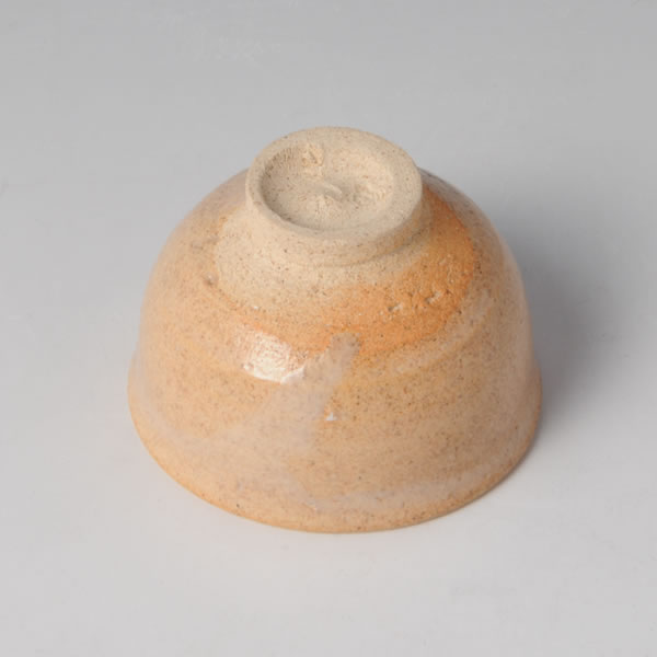 KARATSU KOMOGAIIGATA GUINOMI (Komogai-shaped Sake Cup) Karatsu ware