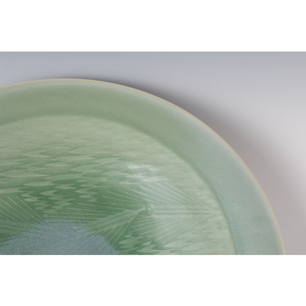 SUISEIJI MUGIMON BACHI (Celadon Bowl with Wheat design)