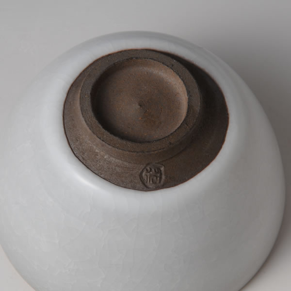 HAKUGAYU CHAWAN (Celadon Tea Bowl)