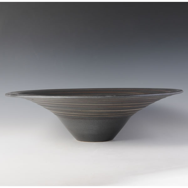 TETSUYU WARABAKE HIRABACHI (Bowl with Iron glaze and Brash Mark of straw) Koishiwara ware