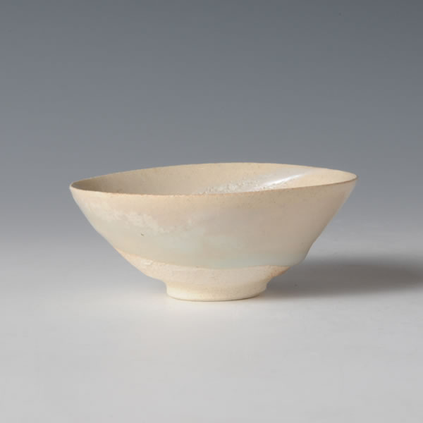 SHIRATAMA SAKENOMI (White-colored Sake Cup) Karatsu ware