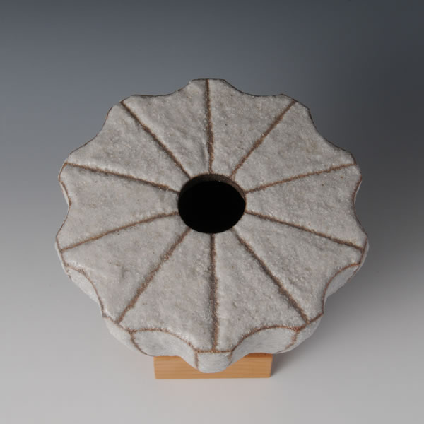 SEKISAI KOKUMON KI (Jar with Decorated Stone Grains & Line Engraving design A) Kyoto ware