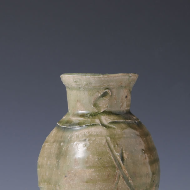 HAIYU HISAGO KAKI (Flower Vase in the shape of gourd with ash glaze A) Kyoto ware