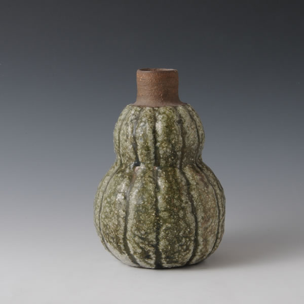 HAIYU HISAGO KAKI (Flower Vase in the shape of gourd with ash glaze B) Kyoto ware