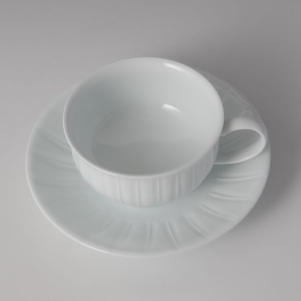 白磁線彫スープ碗皿 A